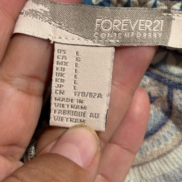 Forever 21 Blue and Cream Patterned Jumpsuit - Picture 2 of 9